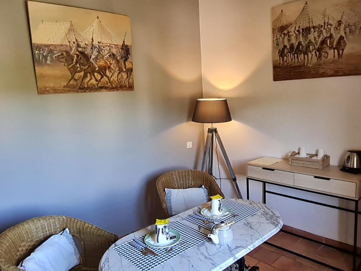 Domaine La Condamine Crillon Le Brave Hotel Eksteriør billede